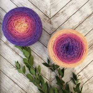 Wonderland Yarns Blossoms - 1 African Daisy