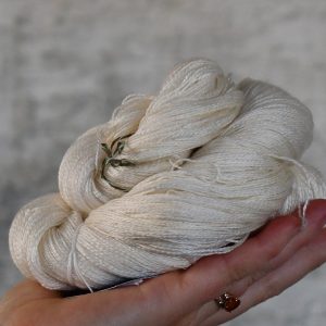 未染色毛线 蕾丝线 - 49038 55%超水洗25微米美利奴羊毛 45%丝 100克 800米