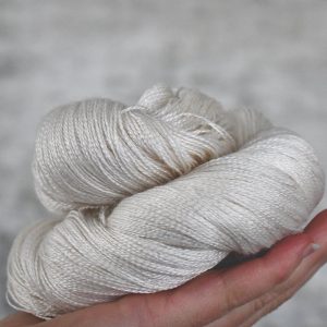未染色毛线 蕾丝线 - 49044 100%超水洗青面莱斯特羊毛 100克 800米