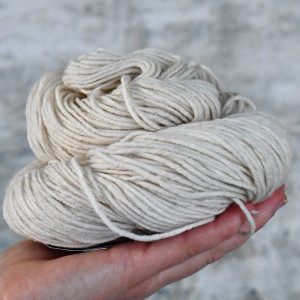 未染色毛线 中等粗细 DK - 49205 100%高山羊毛 100克 200米