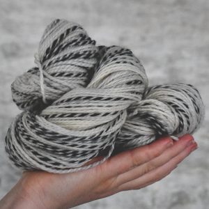 未染色毛线 中等粗细 DK - 49213 100%高山羊毛 100克 200米