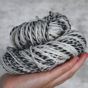未染色毛线 中等粗细 DK - 49222 100%超水洗美利奴 100克 225米