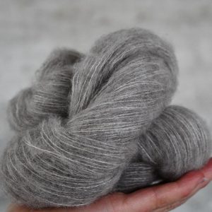 未染色毛线 蕾丝线 - 49055 42%婴羊驼 13%细美利奴羊毛 10%牦牛 35%丝 50克 400米