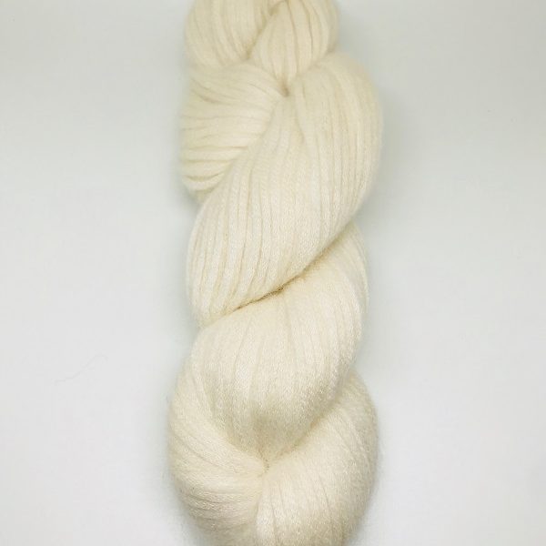 Illimani Amelie - White